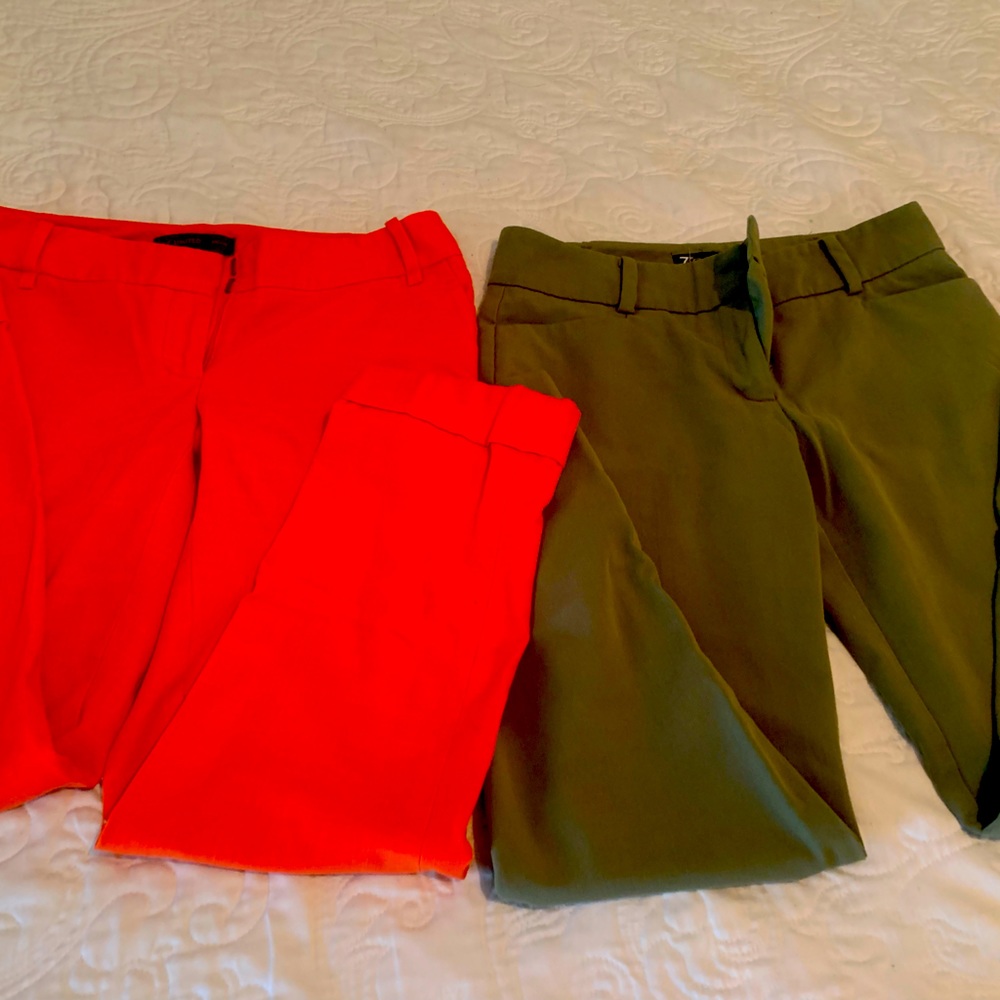 2 capris pants.